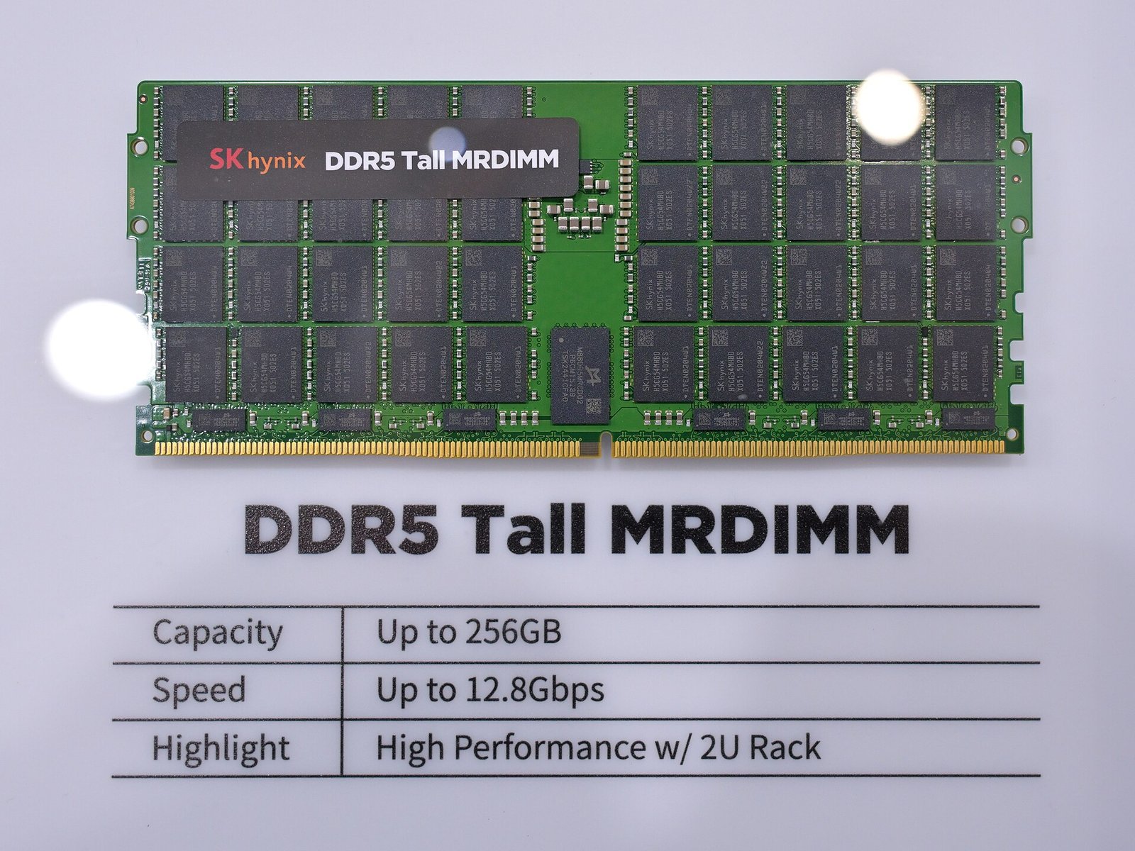 SK하이닉스 DDR5 Tall MRDIMM 메모리 모듈